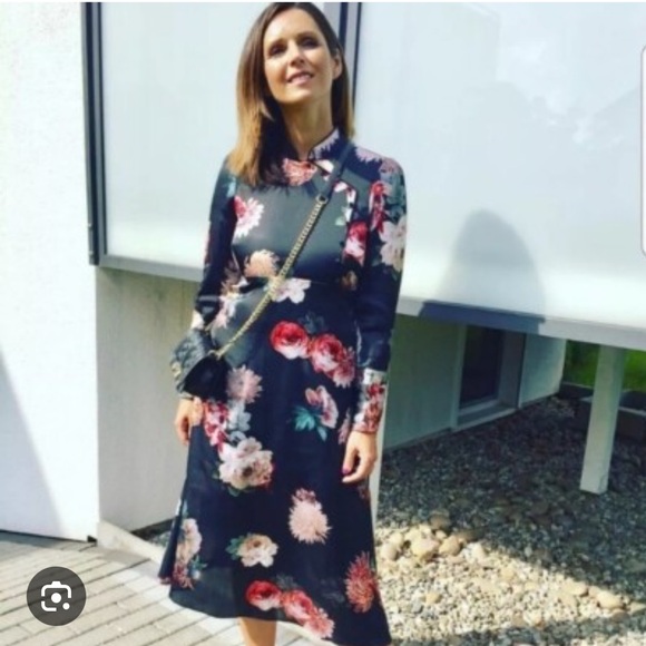 Zara Dresses & Skirts - Zara Women AW17 Printed Floral Satin Midi  Dress With Mandarin Collar
